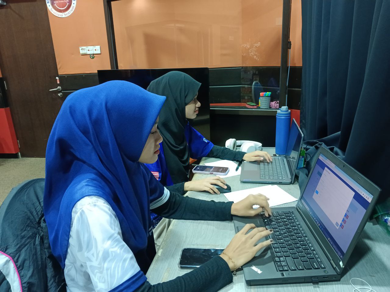 Latihan Industri